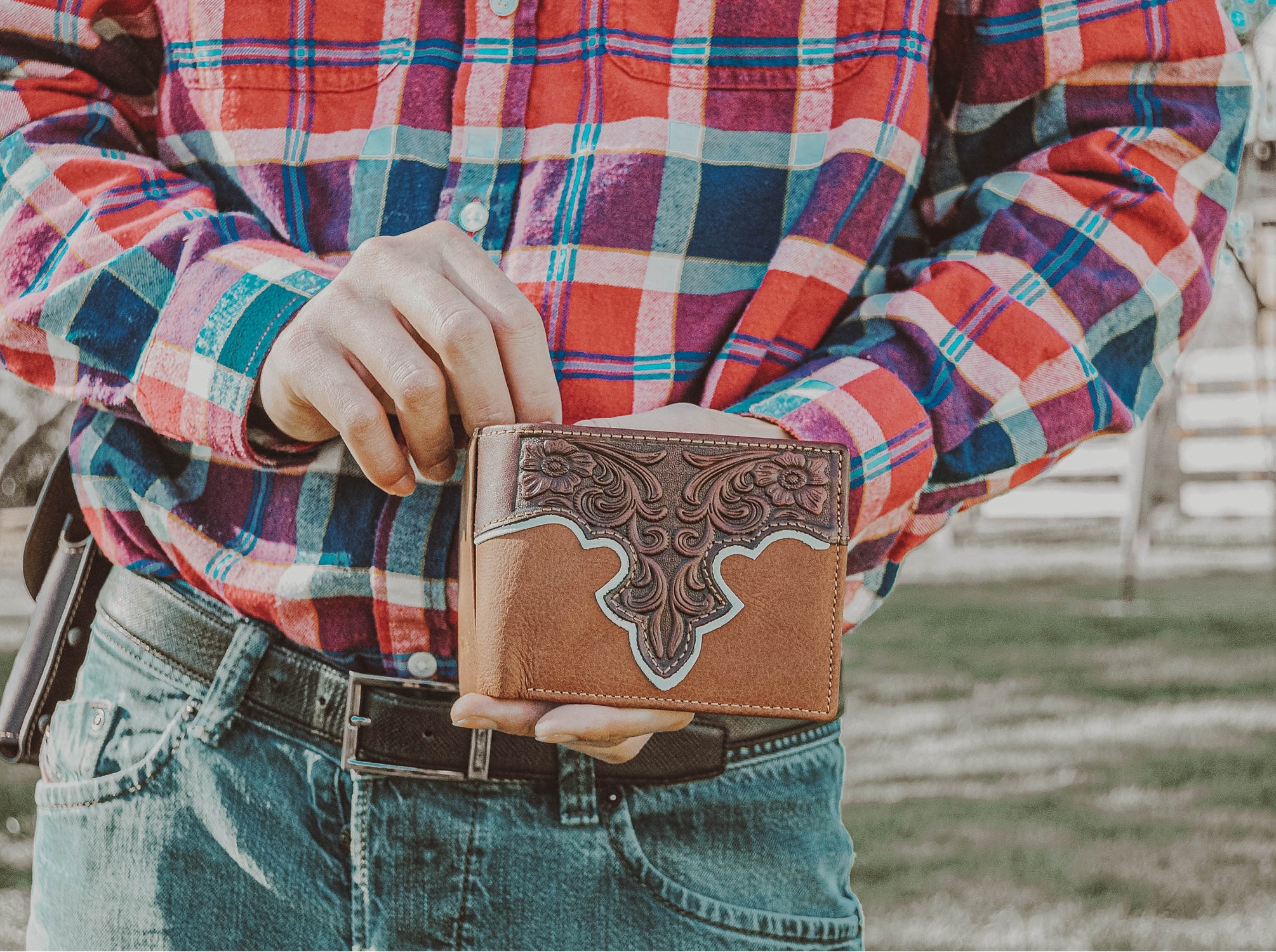 Genuine Tooled Leather Collection Men's Wallet Southwestern Design Cowboys  Best