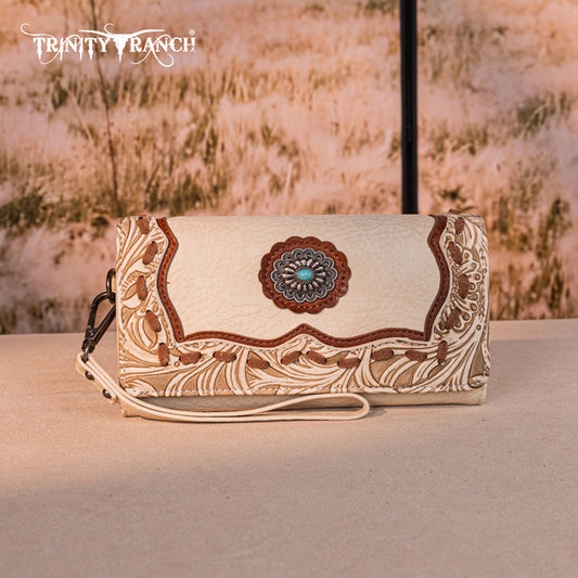 Trinity Ranch Concho Collection Wallet