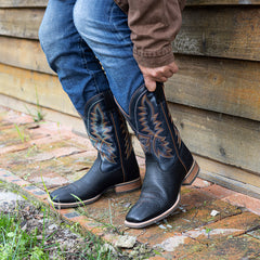 Men's Embroidered Wide Toe Western Boots