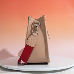 University of Arkansas Razorbacks Crossbody Purse With Wristlet Keychain