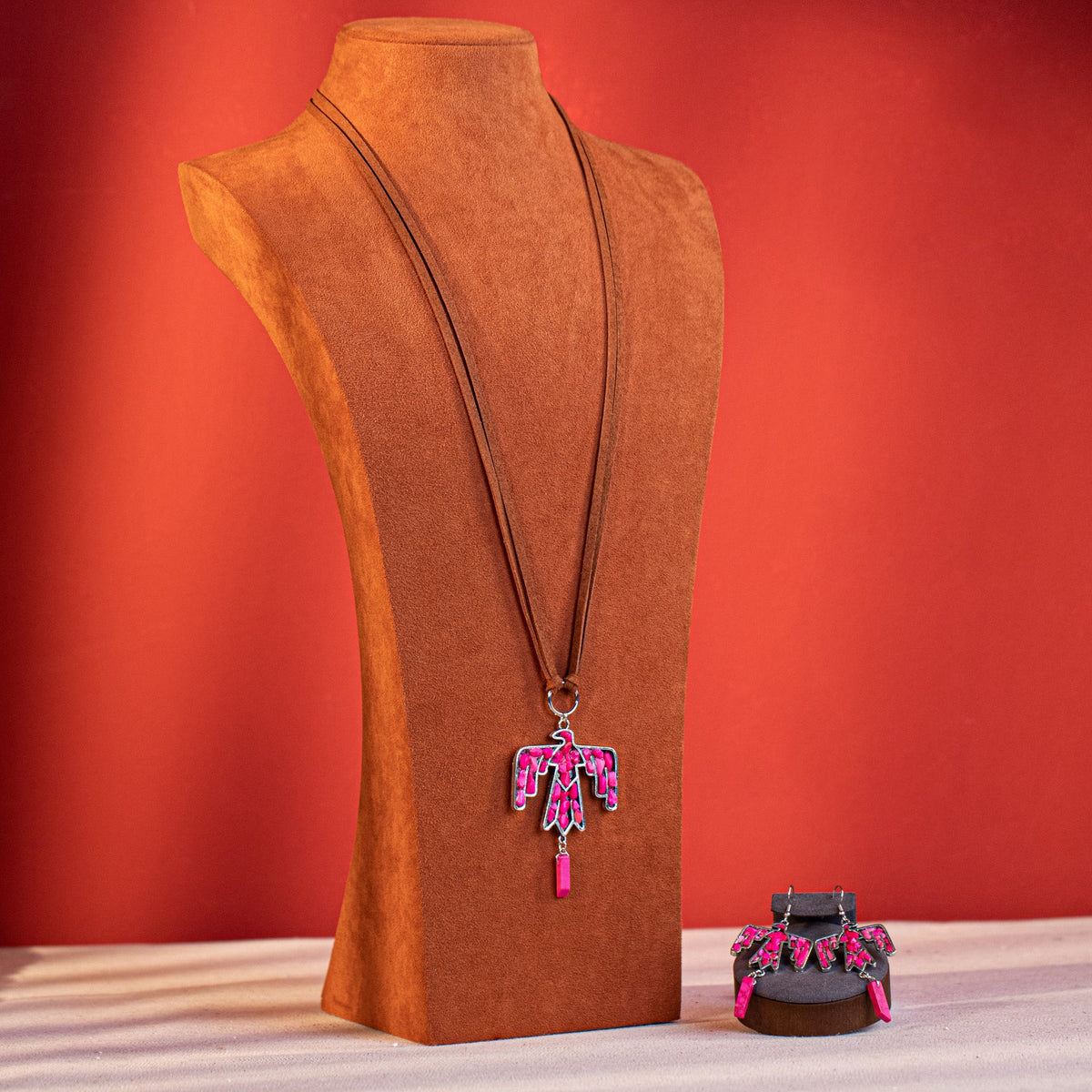 Wrangler Jewelry Sets Thunderbird Pendant Leather Necklace Earrings Set