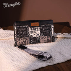 Wrangler Pailsey Printed Wristlet Wallet