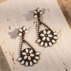 Rustic Couture's  Bohemian Daisy Flower Tear Drop Earrings