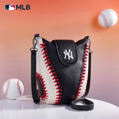 MLB New York Yankees Leather Crossbody Bag