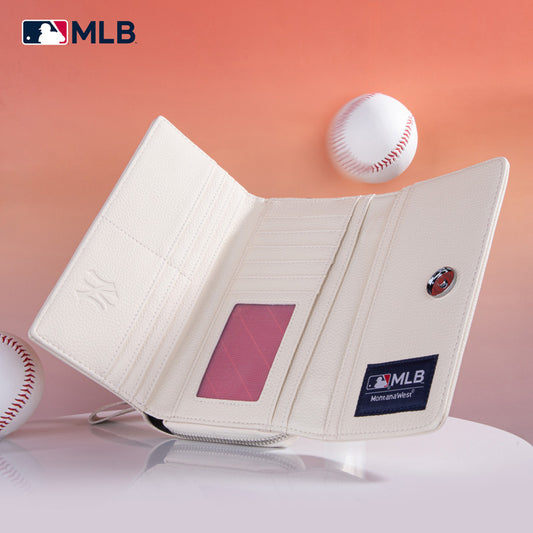 MLB New York Yankees Leather Wallet