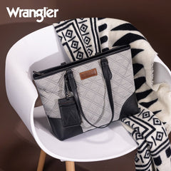 Wrangler Quilted Tote Bag Detachable Card Holder