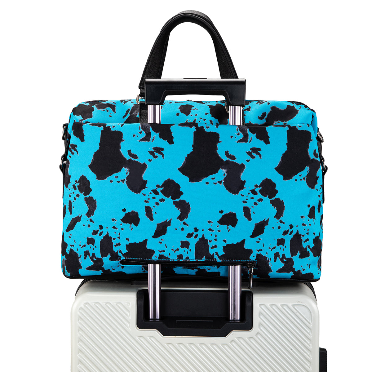 Wrangler Cow Print Trolley Sleeve Weekender - Montana West World