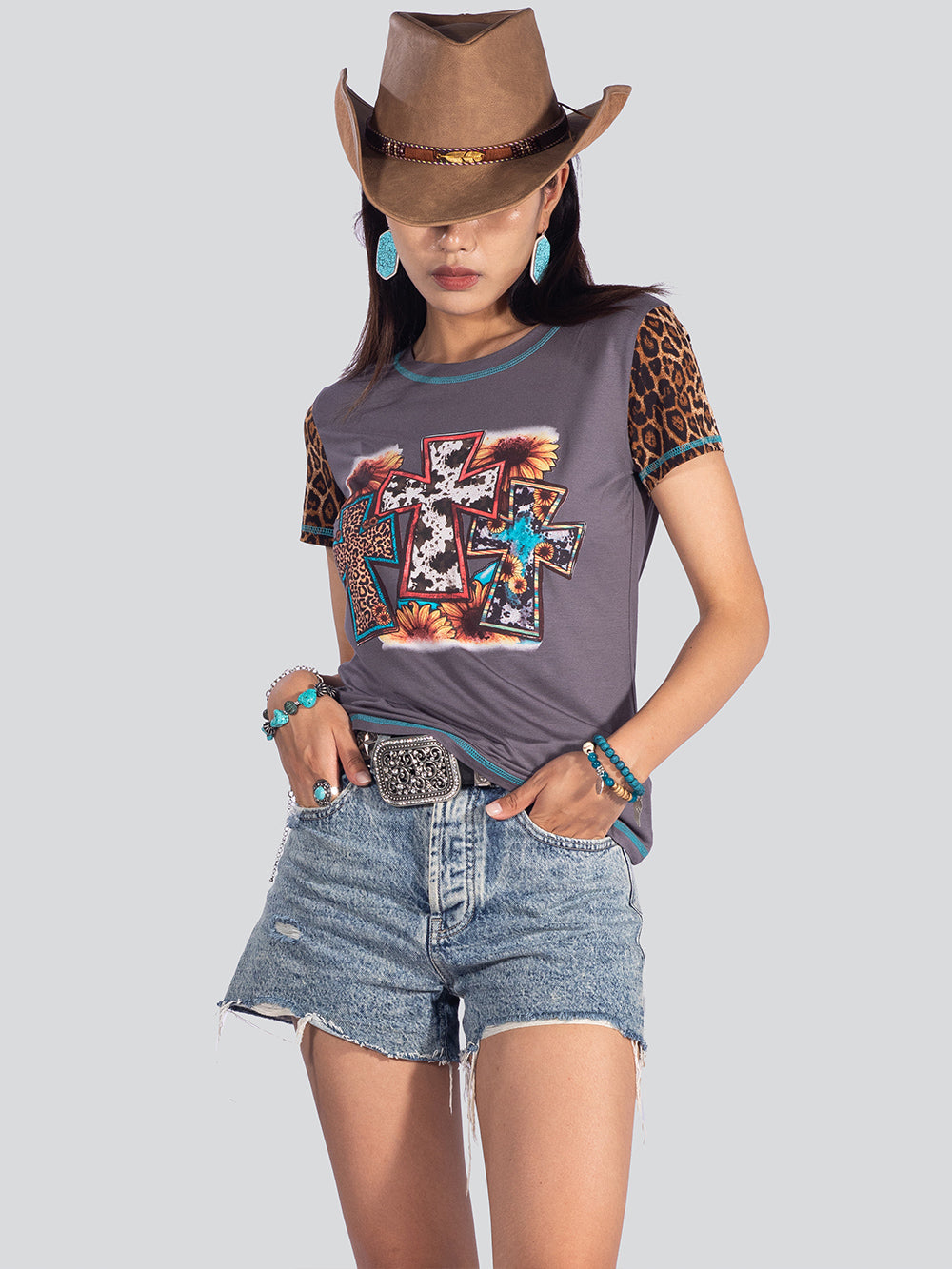 Women's Cross Leopard Print Short Sleeve Shirt - Cowgirl Wear