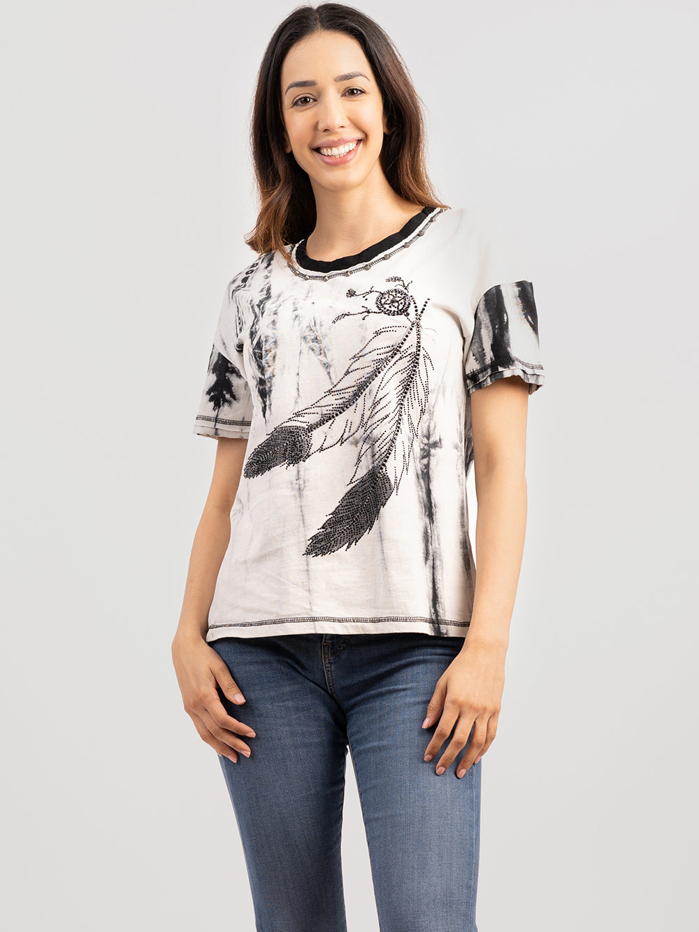 Women's Mineral Wash Feather Graphic Short Sleeve Tee - Cowgirl Wear